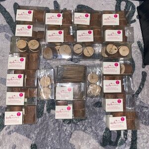 Kate Aspen Wedding Place Card Holder 24|4 Pack Logs With Place Cards (96 Total)